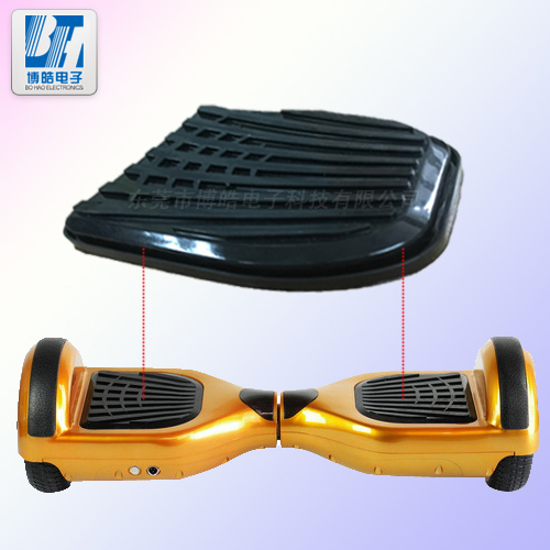 廠家供應(yīng)電動(dòng)扭扭車(chē)硅膠配件 平衡車(chē)硅膠腳踏板